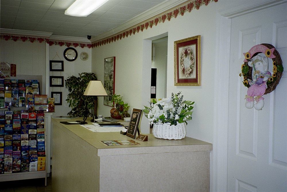 Bassett Motel Уилямсбърг Екстериор снимка