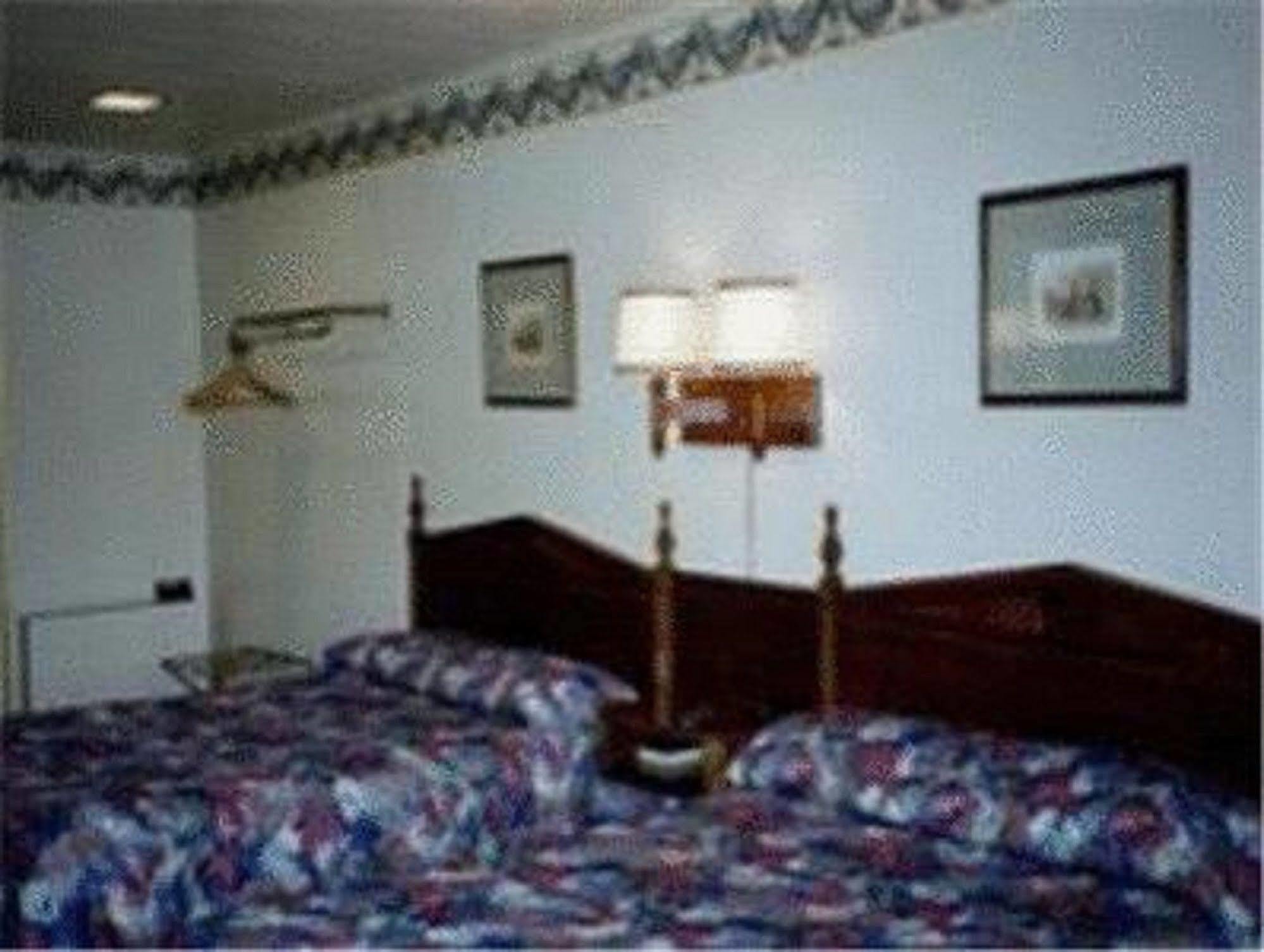 Bassett Motel Уилямсбърг Екстериор снимка