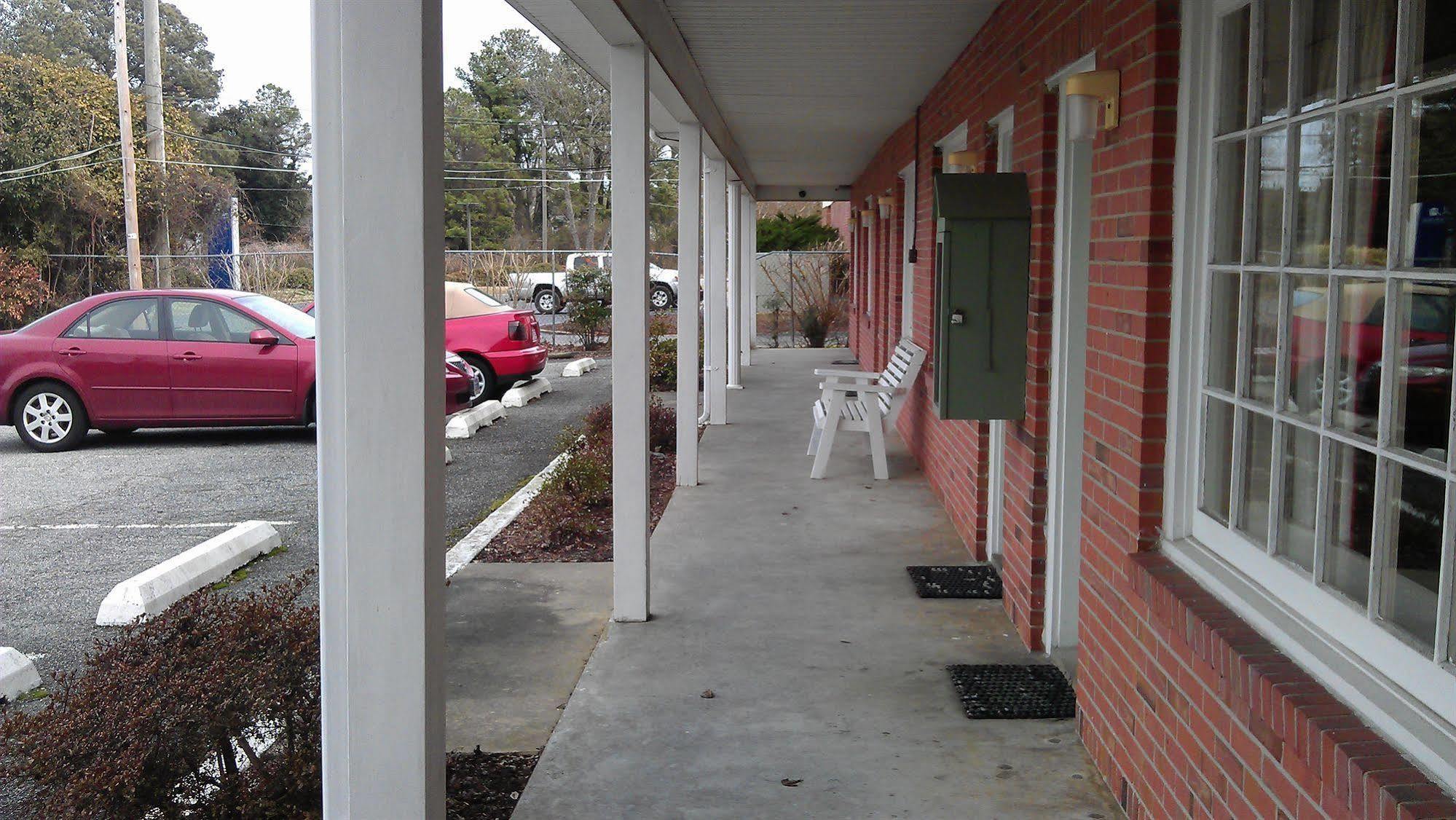 Bassett Motel Уилямсбърг Екстериор снимка